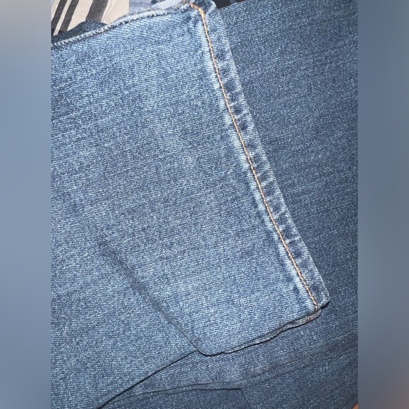 Michael Kors Men’s Relaxed Fit Jeans - Picture 4 of 4